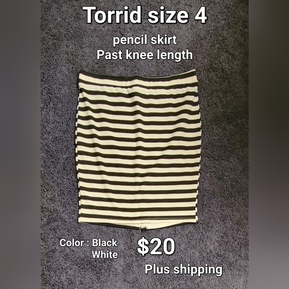 Torrid Pencil skirt
